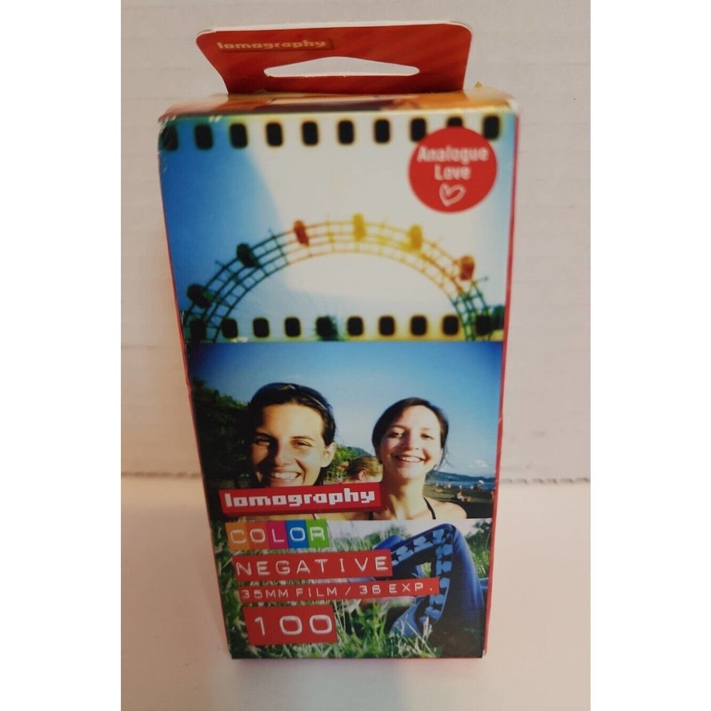 Lomography 603 35 mm 100/36 ISO Fine Color Negative Film - 3 Rolls in a Pack Red